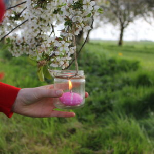 Theelichthouder met jutte